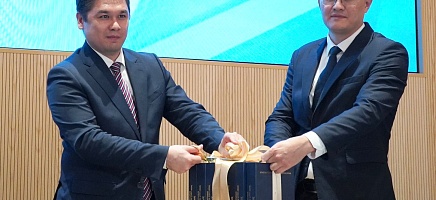 Архив Президента РК презентовал уникальный справочник о системе государственной власти Казахстана фото галереи 4